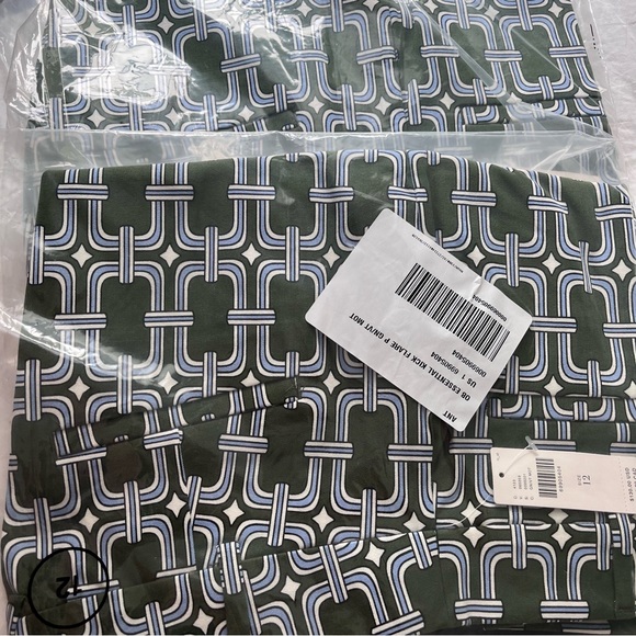 NWT Anthropologie Maeve Essential High-Rise Kick-Flare Pants size 12 - Picture 12 of 17